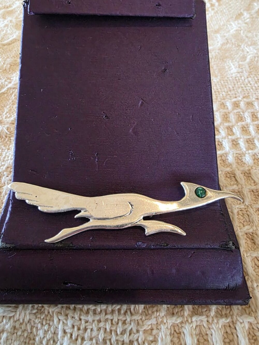 Vintage Handcrafted Sterling Silver ROADRUNNER Pin Gemstone Eye Accent